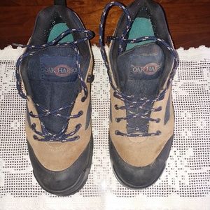 Women's Hiking Boots